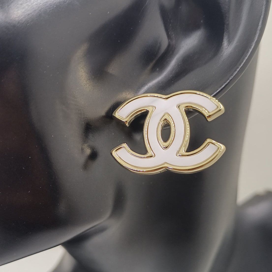 18K  Chanel Black & White Earrings