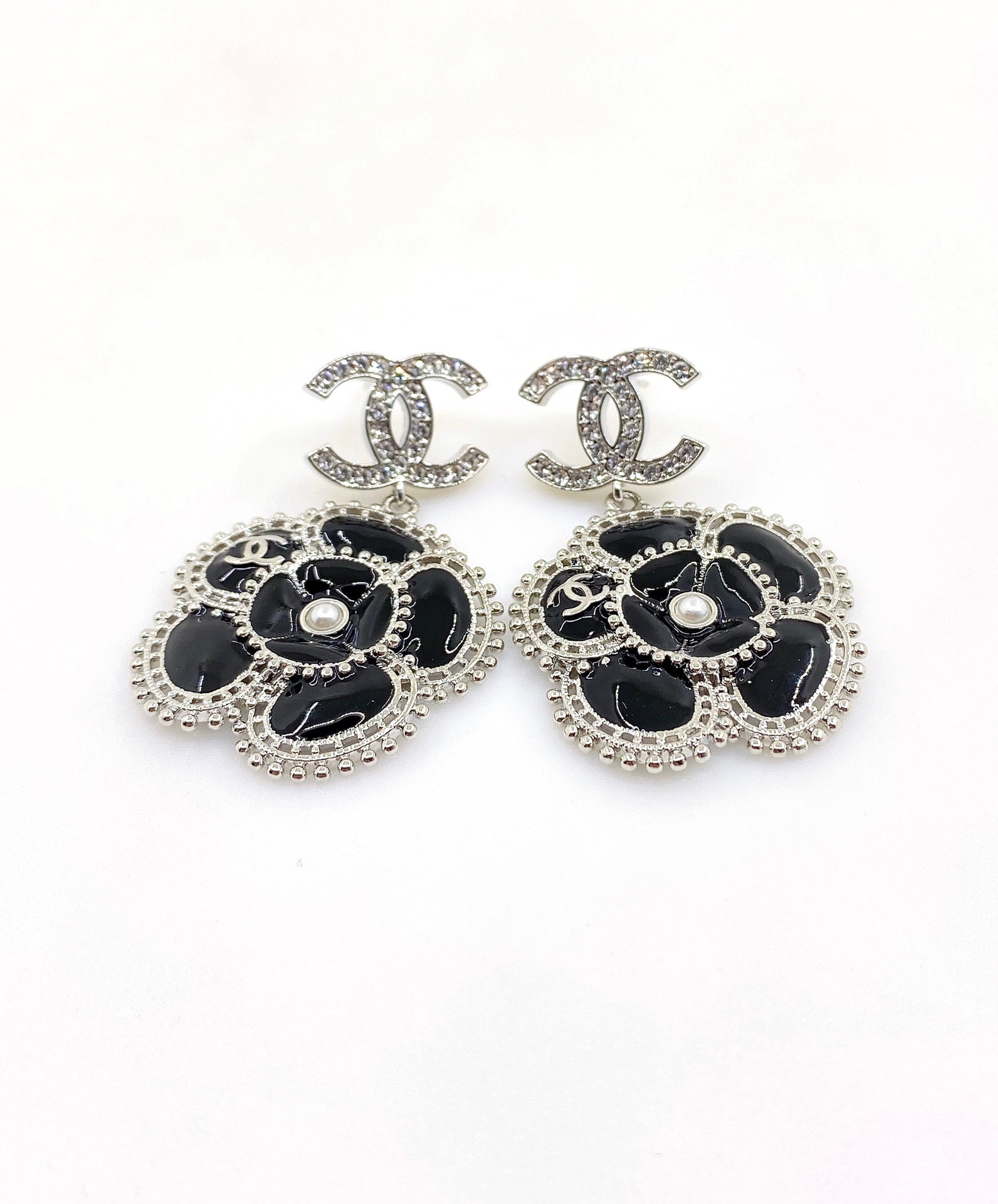 18K  Chanel Black Pearl Camellia Earrings