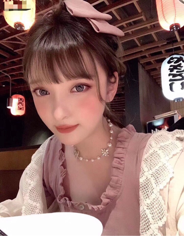 18K  Chanel Flower Pearls Chain Necklace