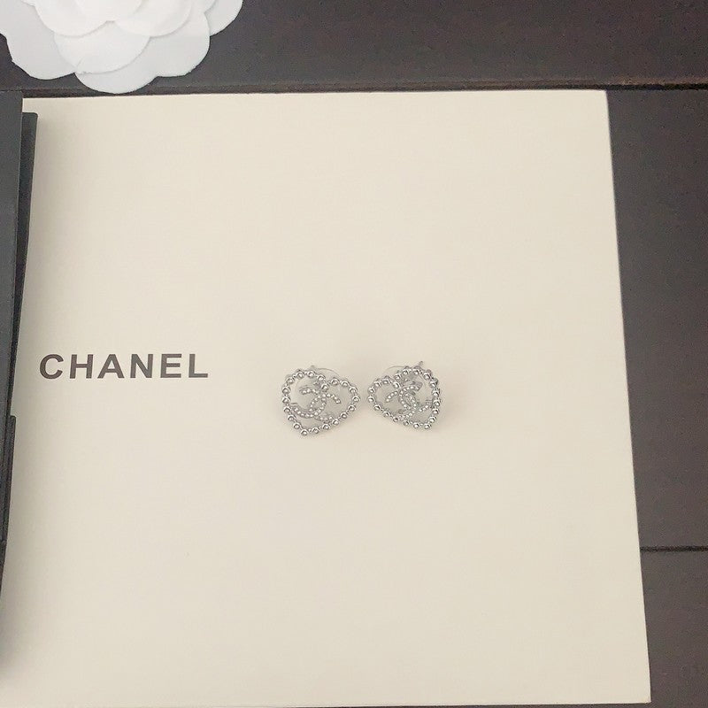 18K  Chanel Black Heart Diamond Earrings