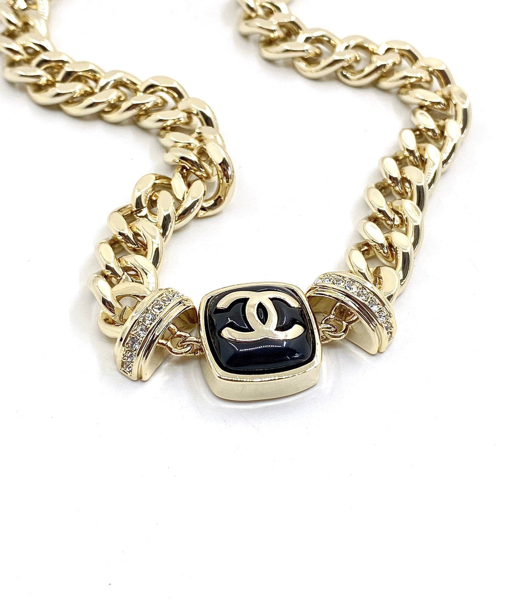 18K  Chanel Diamonds Necklace