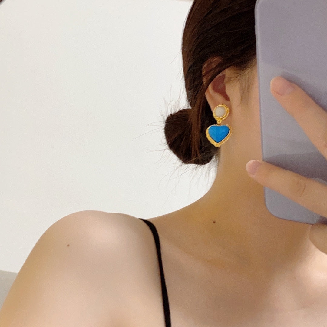 18K  Chanel Blue Heart Pearl Earrings