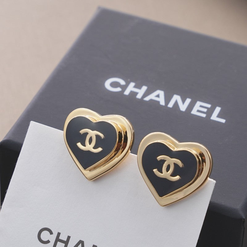 18K  Chanel Black & Red Heart Earrings