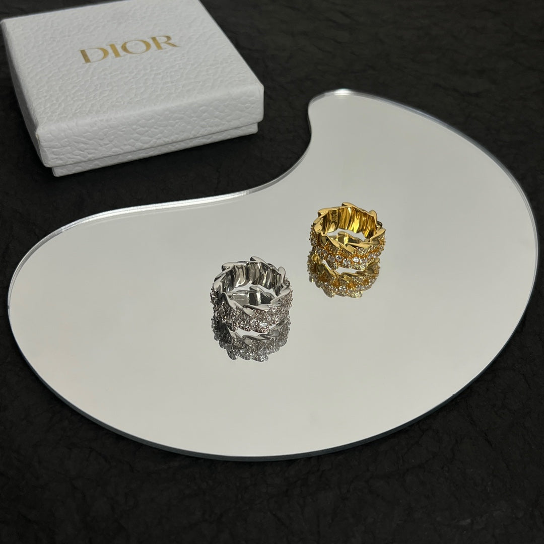 18K Dior Couture Diamond Ring