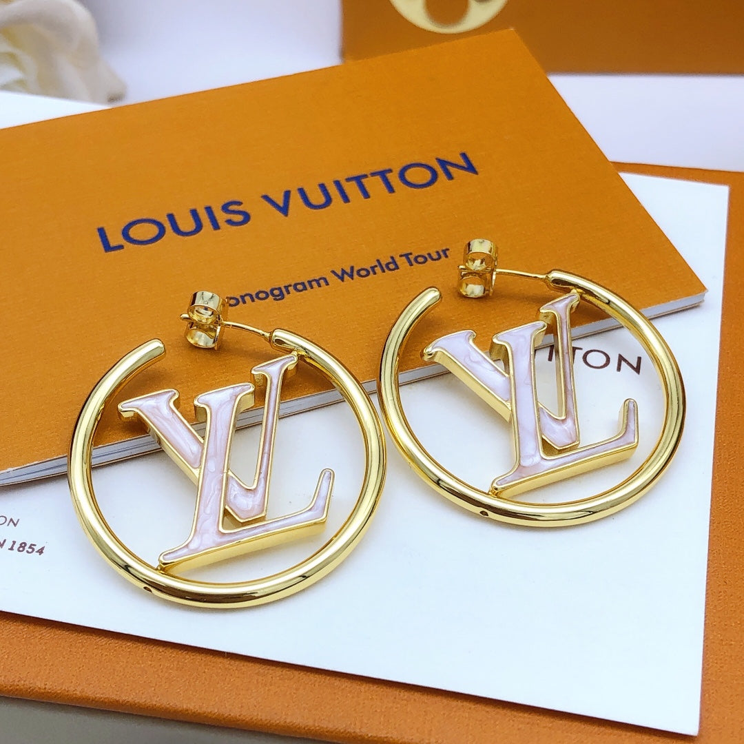 18K Louis Vuitton Louise Hoop Pearls Earrings