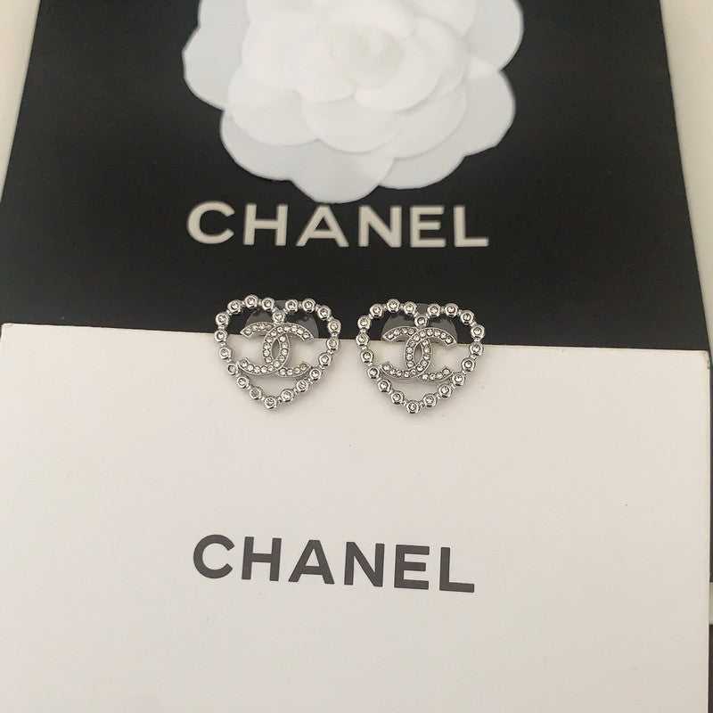 18K  Chanel Black Heart Diamond Earrings