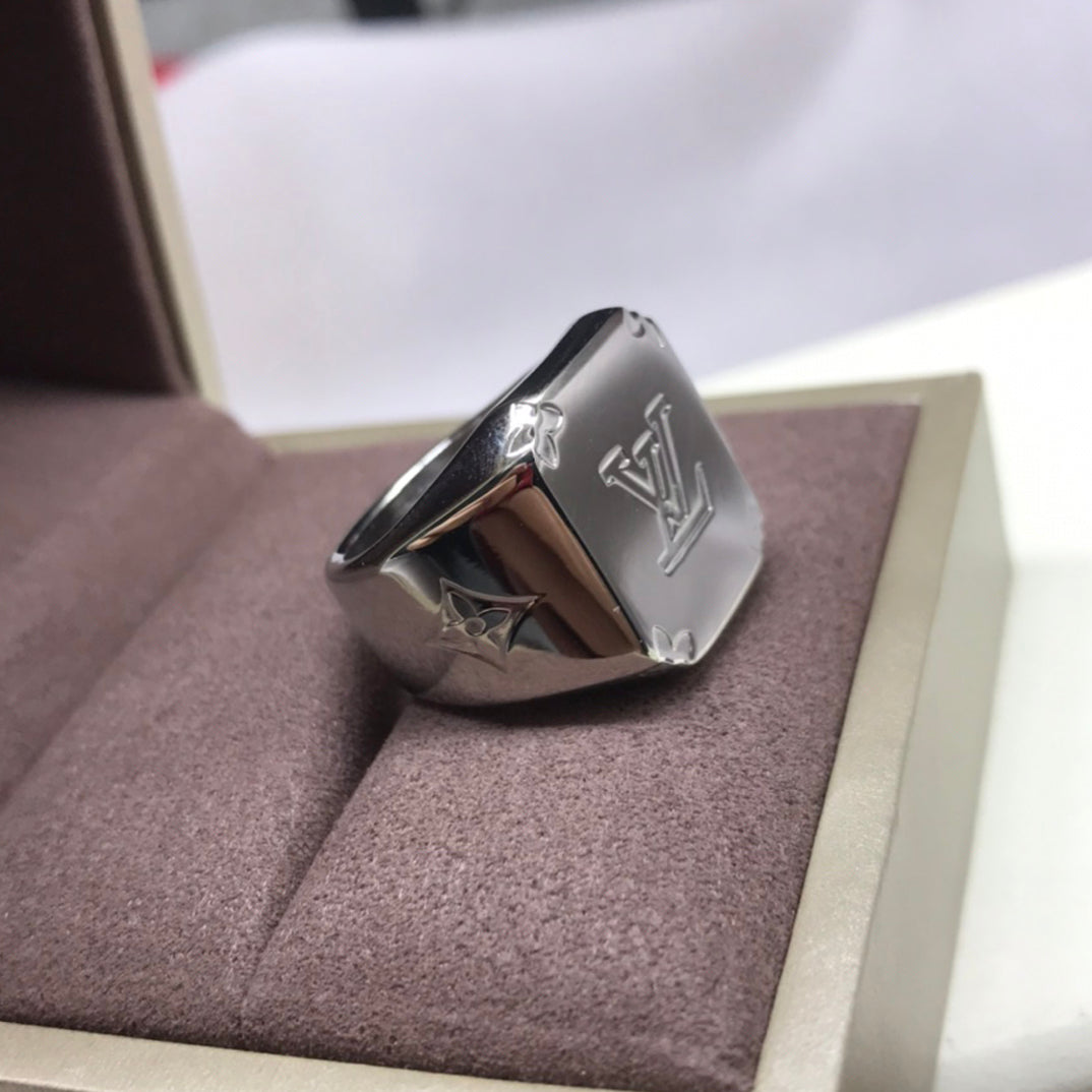 18K Louis Vuitton Monogram Signet Ring