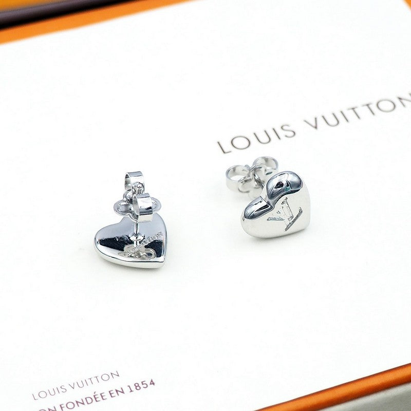 18K Louis Vuitton Heart Earrings
