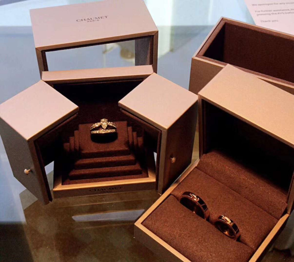 18K Josephine Engagement Ring