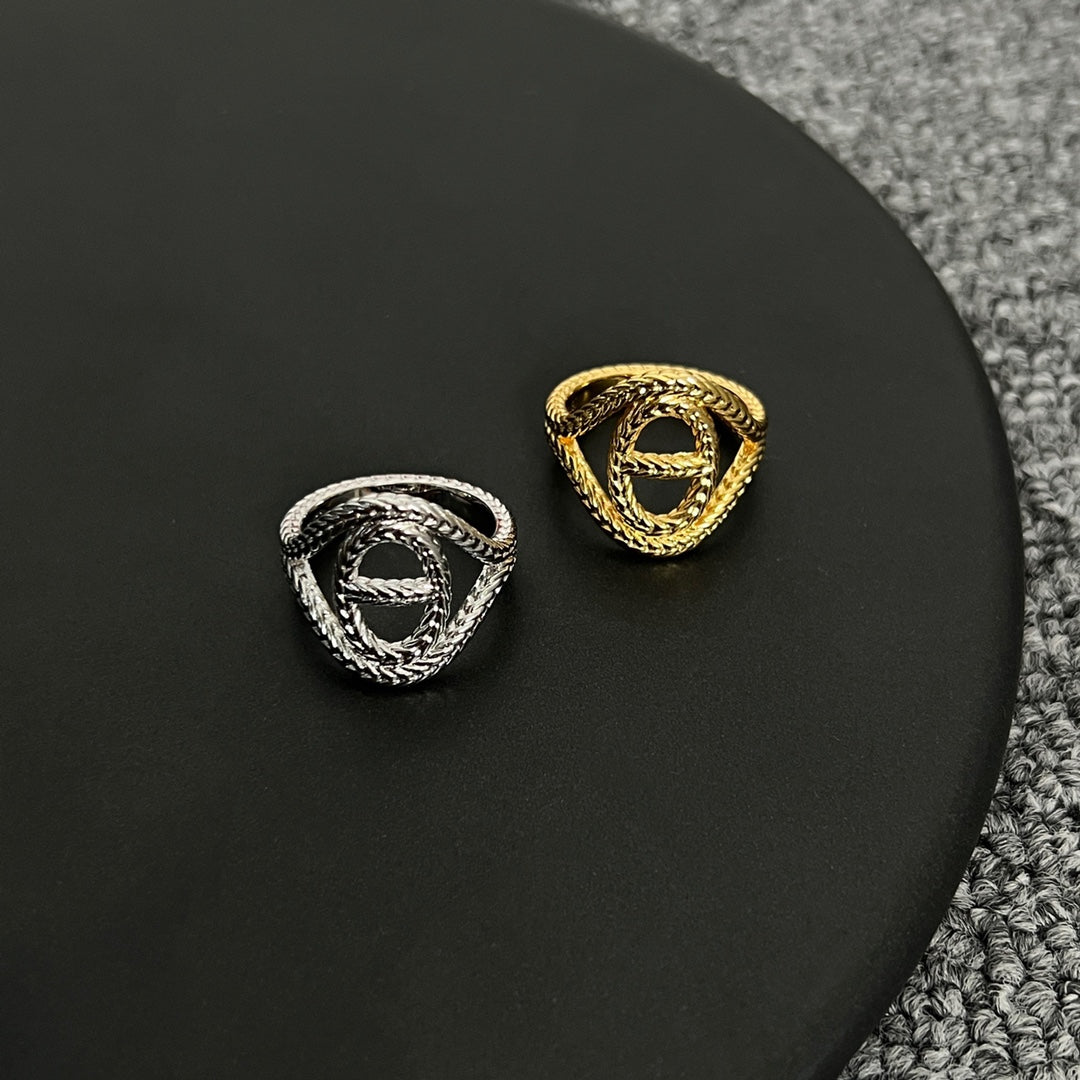 18K Chaine D'Ancre Danae Medium Hermes Ring