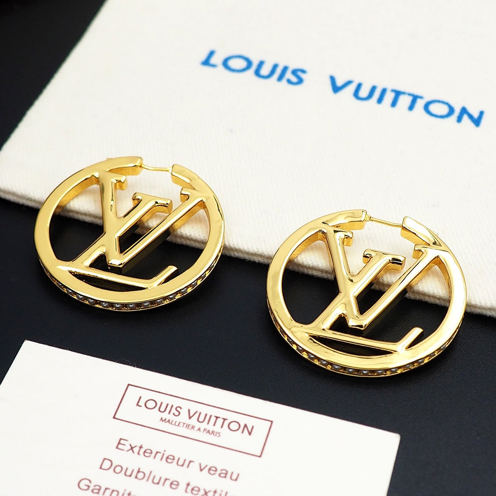 18K Louis Vuitton Louise Pearls Earrings
