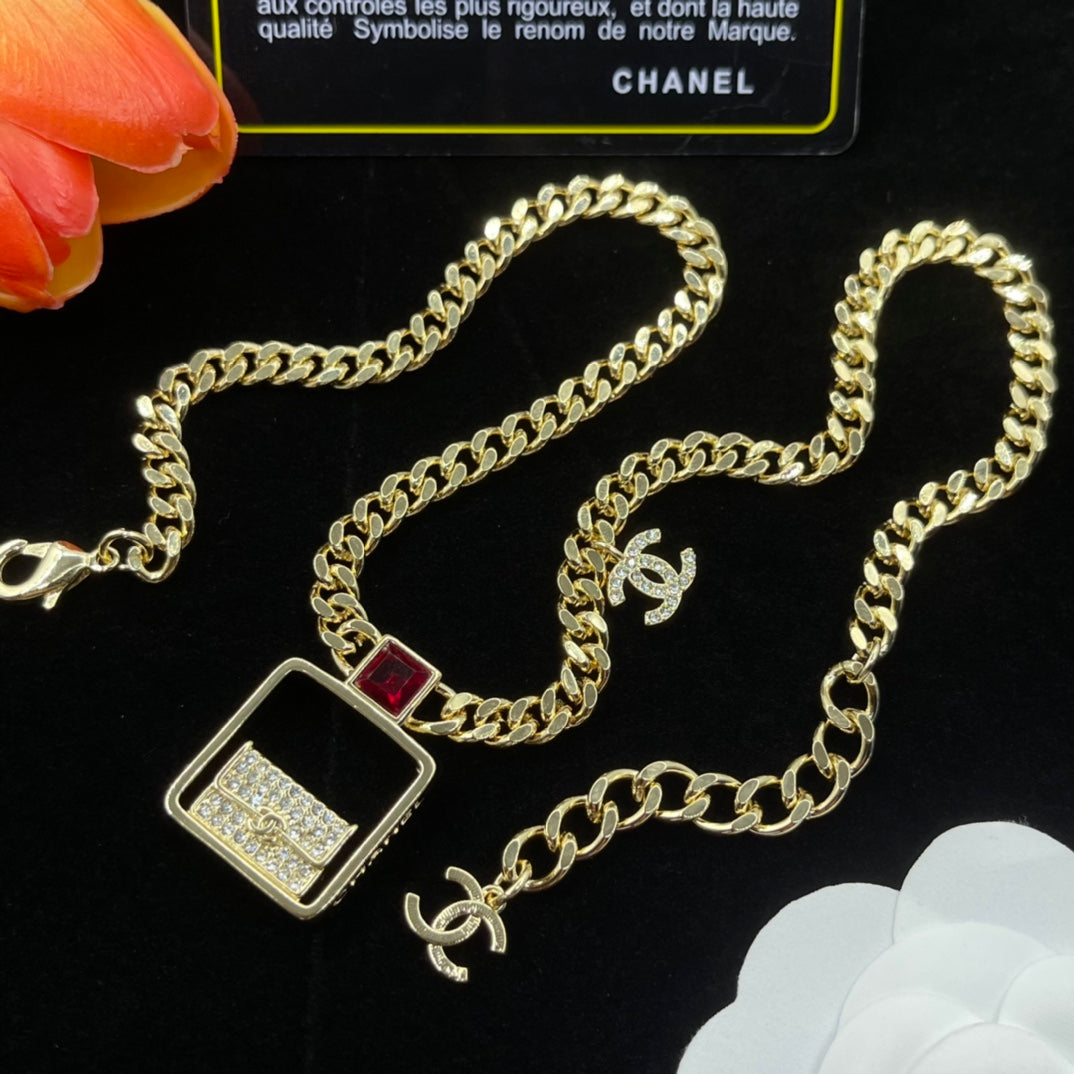 18K  Chanel Bag Pendant Chain Necklace