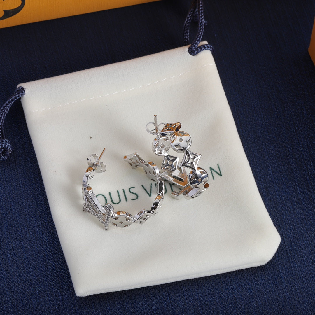 18K Louis Vuitton Script Diamonds Earrings