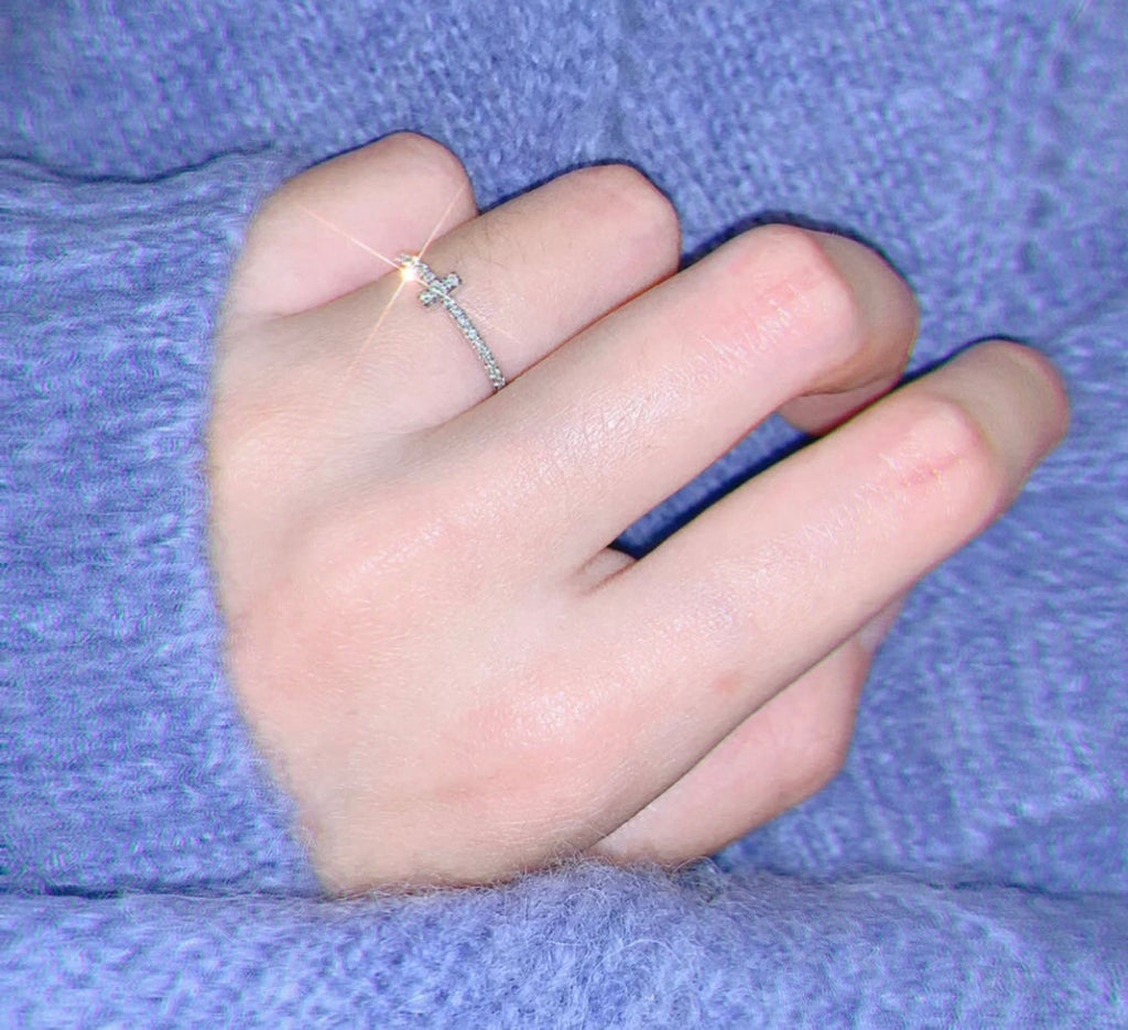 18K Tiffany Diamond Wire  Ring