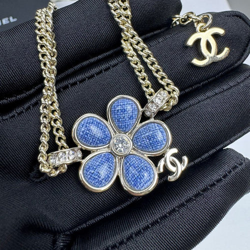 18K  Chanel 26C Blue Flower Diamond Bracelet