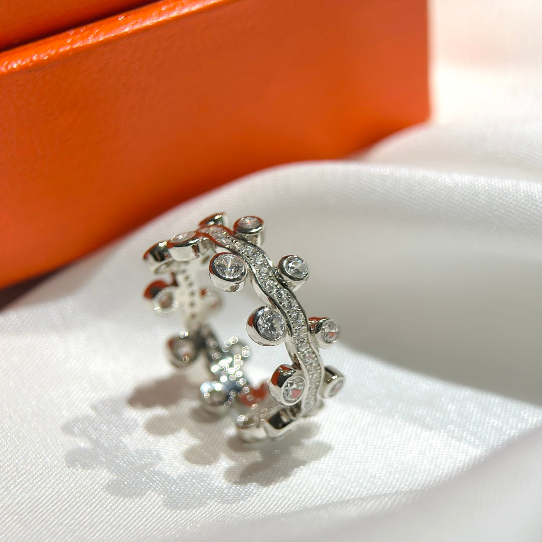 18K Vine Flower Dewdrops Diamond Hermes Ring