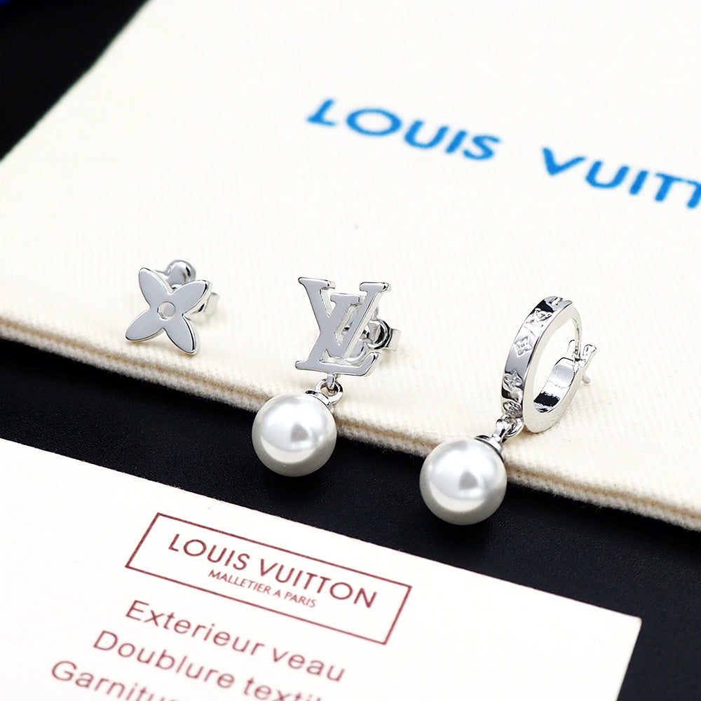 18K Louis Vuitton Monogram Pearls Earrings