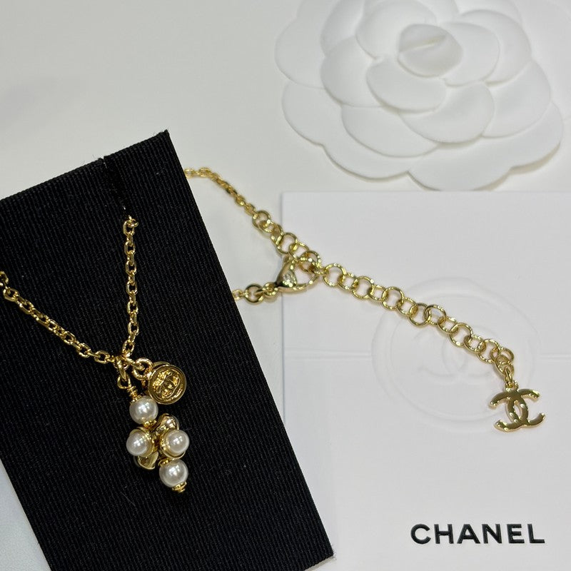 18K  Chanel 26P Grape Pearl Gold Necklace