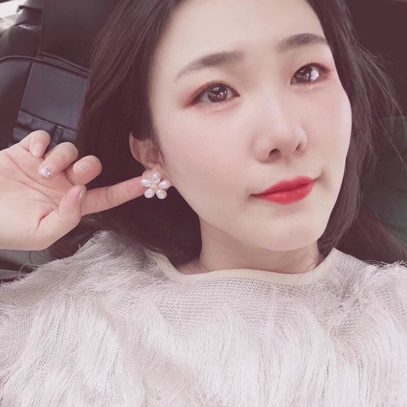 18K Celine Flower Pearls Earrings