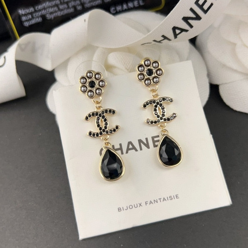 18K  Chanel Black Crystals Earrings