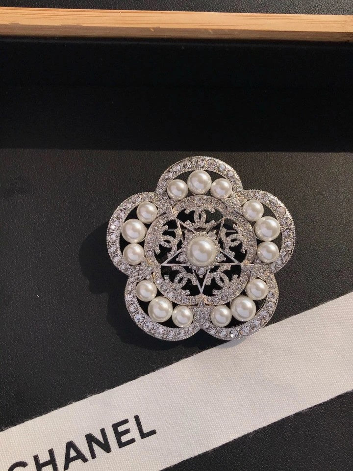18K  Chanel Camellia Pearls Brooch