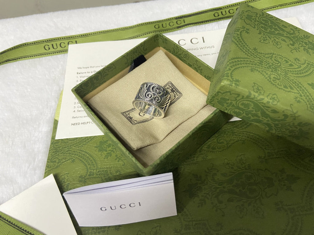 Double Gucci Marmont Ring