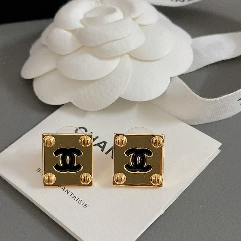 18K  Chanel Black Gold Square Earrings