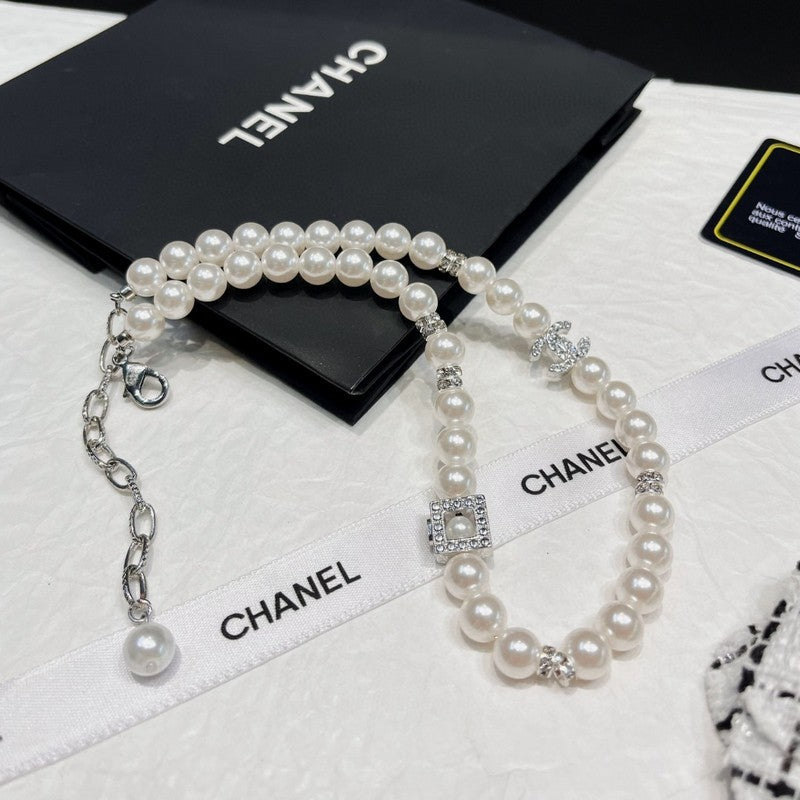 18K  Chanel Pearl Necklace